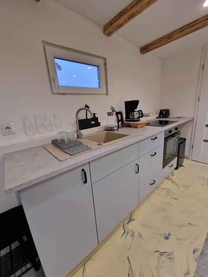 R&J Guesthouse Apartment Grindavík Buitenkant foto