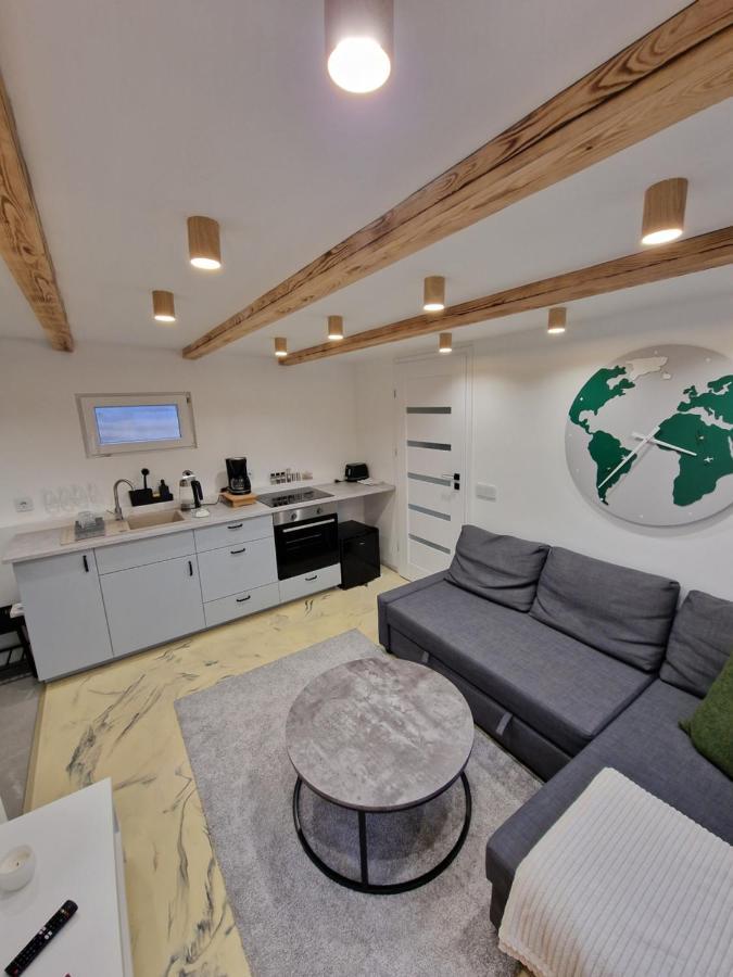 R&J Guesthouse Apartment Grindavík Buitenkant foto