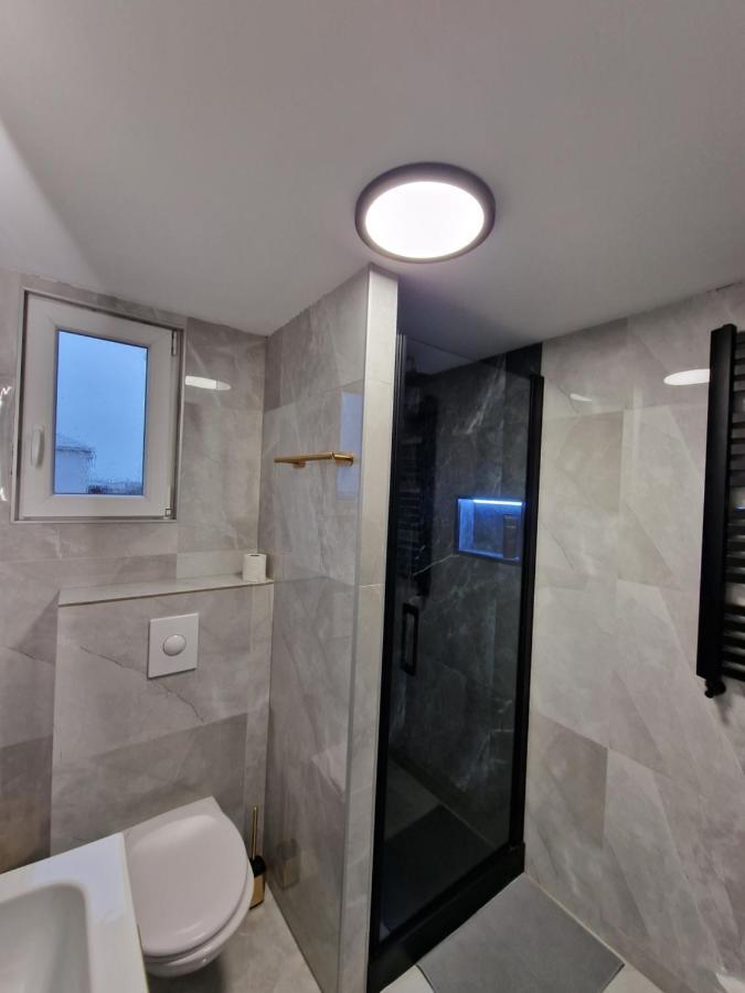 R&J Guesthouse Apartment Grindavík Buitenkant foto