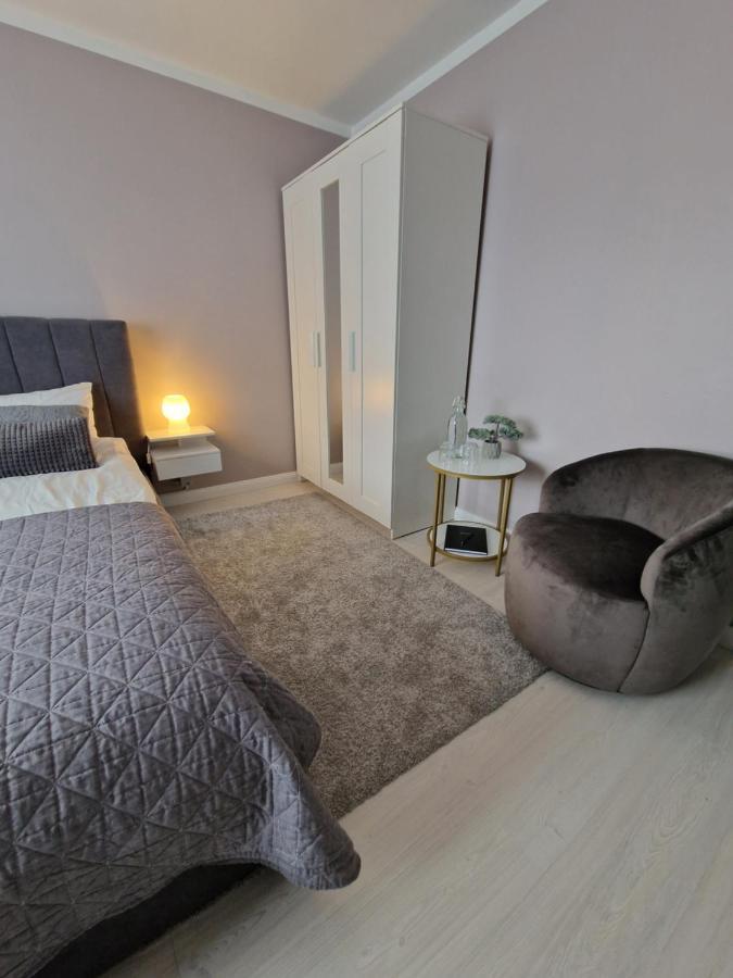 R&J Guesthouse Apartment Grindavík Buitenkant foto
