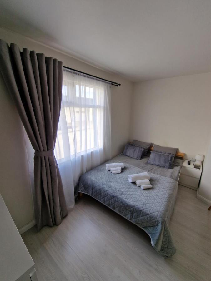 R&J Guesthouse Apartment Grindavík Buitenkant foto